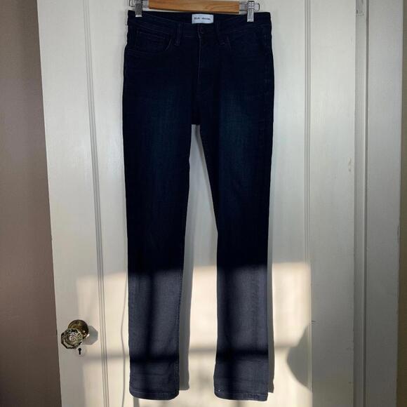 DISH PERFORMANCE DENIM MID RISE STRAIGHT  & NARROW - Picture 2 of 11